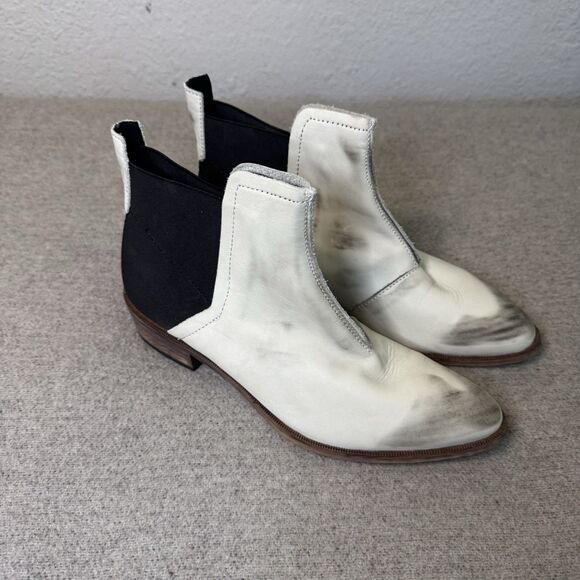 Free People Shoes - Free People Ankle Boots 39 Women 8.5 Dark Horse Distressed Leather Western Boho